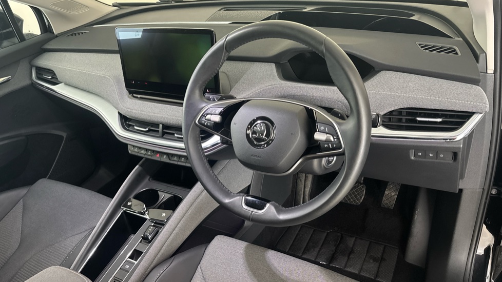 SKODA ENYAQ Image 9