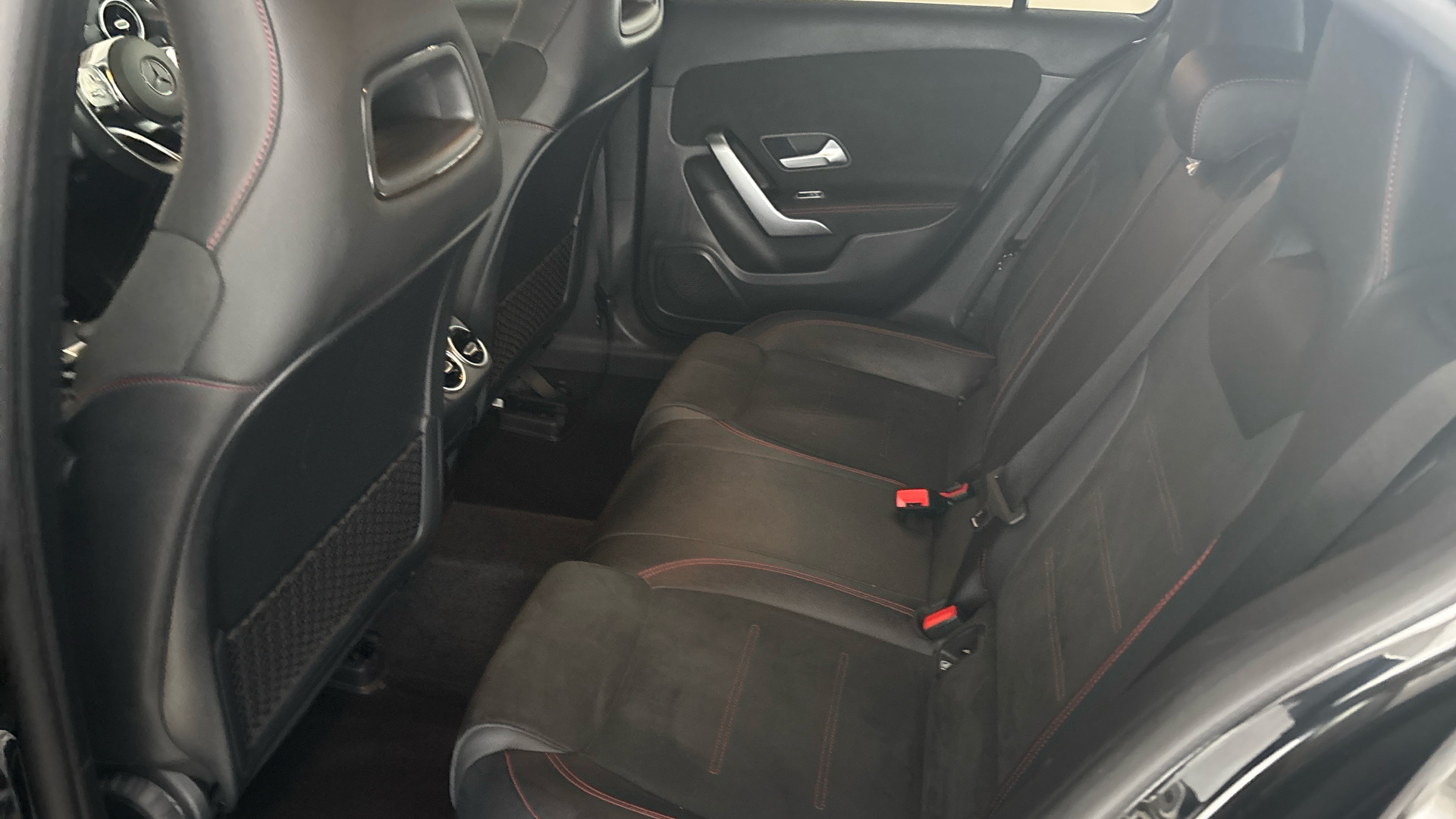 4020627 A250e AMG Line 5dr Auto