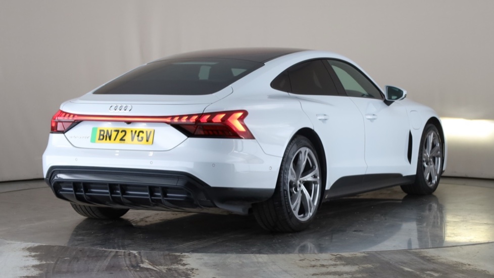 AUDI E-TRON GT Image 5