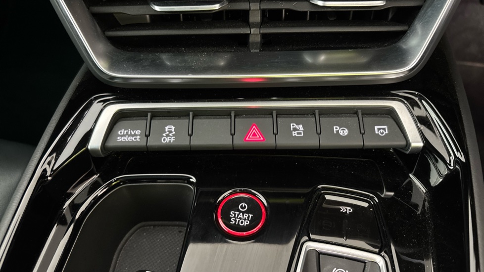AUDI E-TRON GT Drive mode