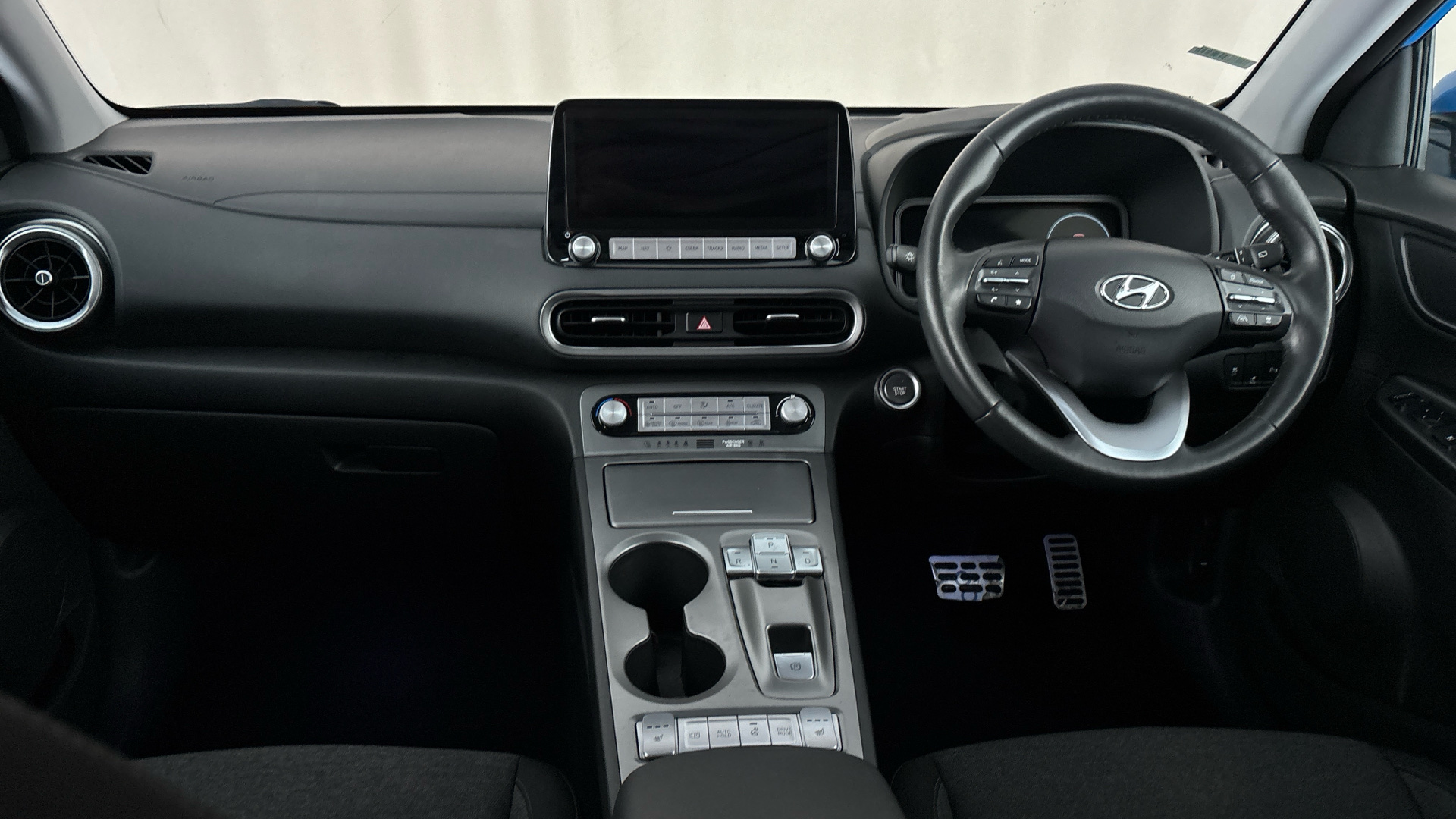 4049074 150kW Premium 64kWh 5dr Auto