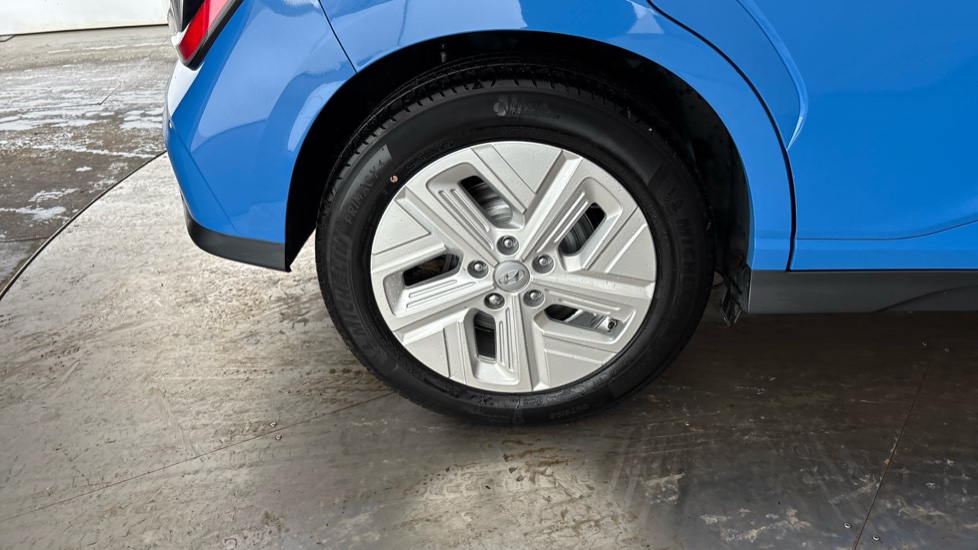 HYUNDAI KONA Image 19