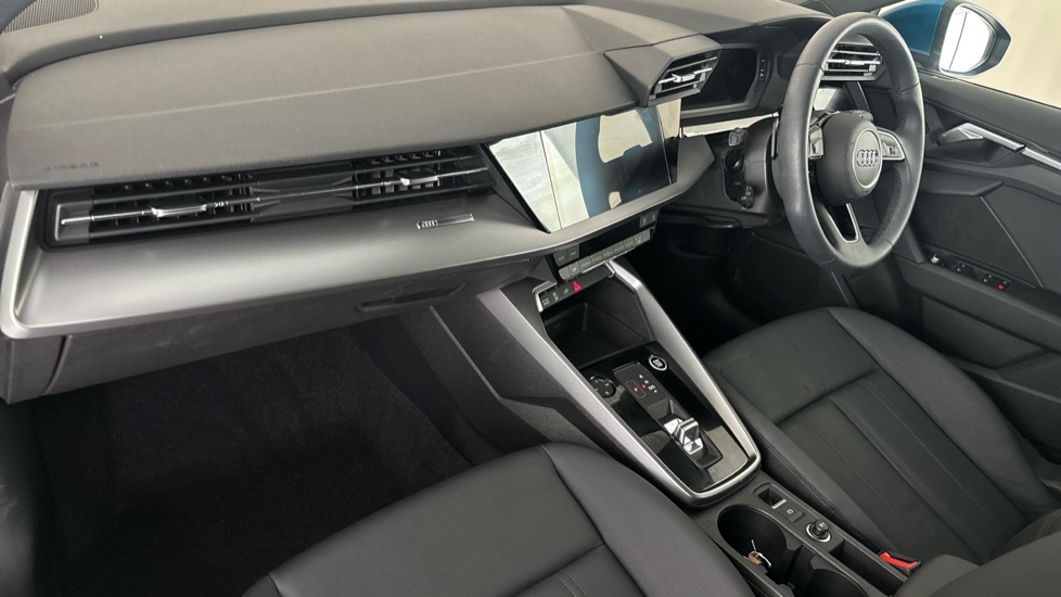 AUDI A3 Image 10
