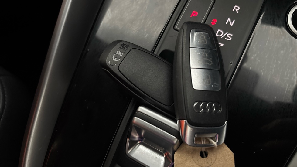 AUDI A3 2 keys