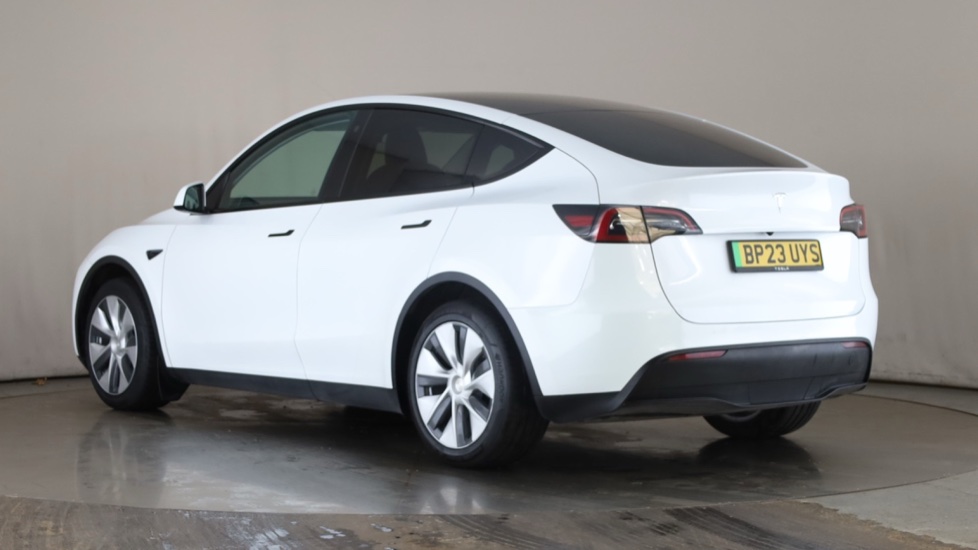 TESLA MODEL Y Image 3