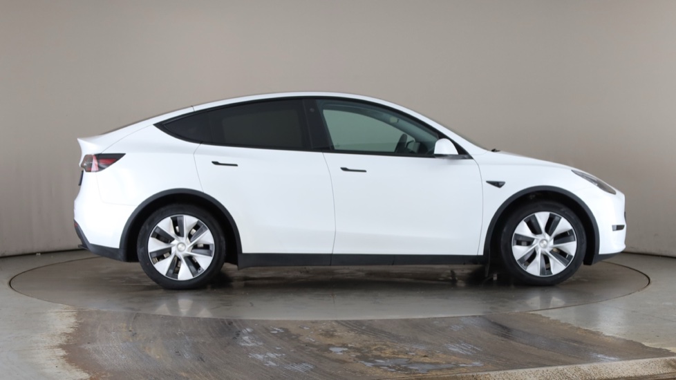 TESLA MODEL Y Image 6