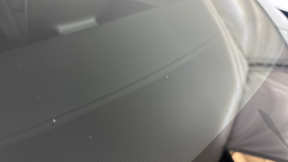TESLA MODEL Y Multiple chips and scratches
