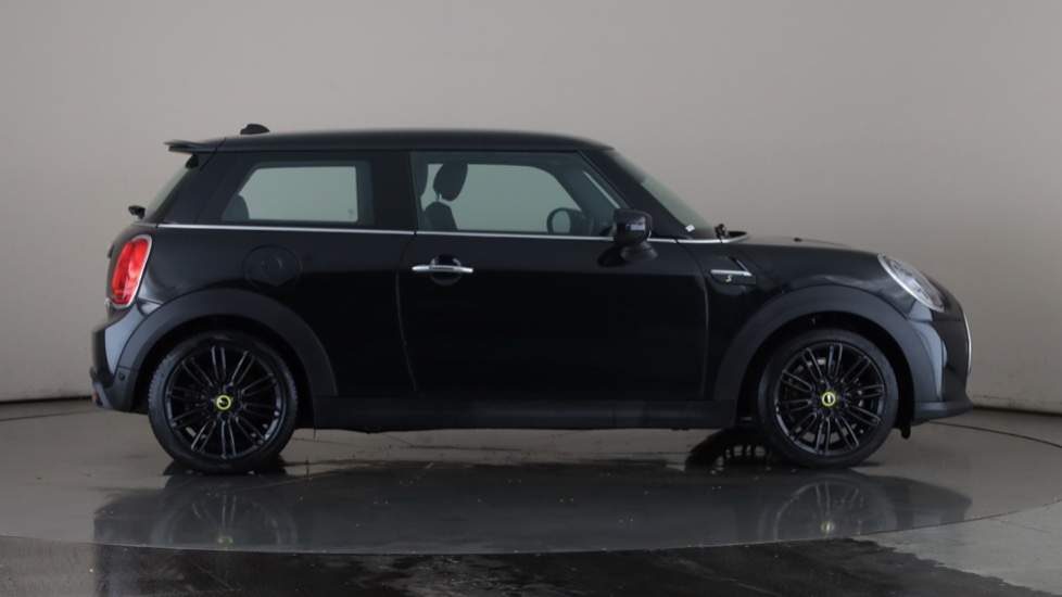 MINI HATCHBACK Image 6