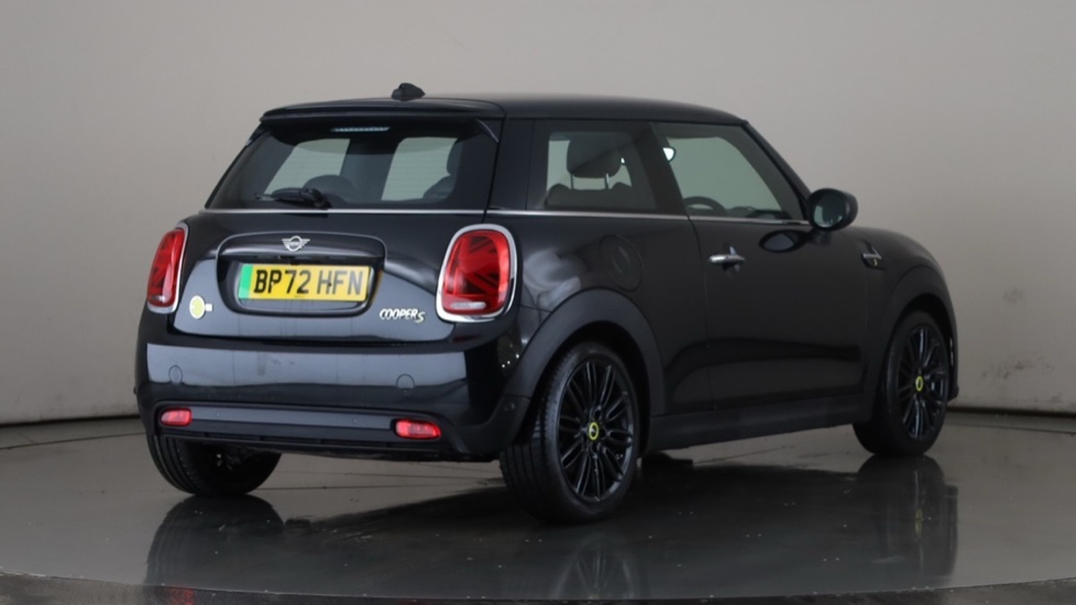 MINI HATCHBACK Image 5