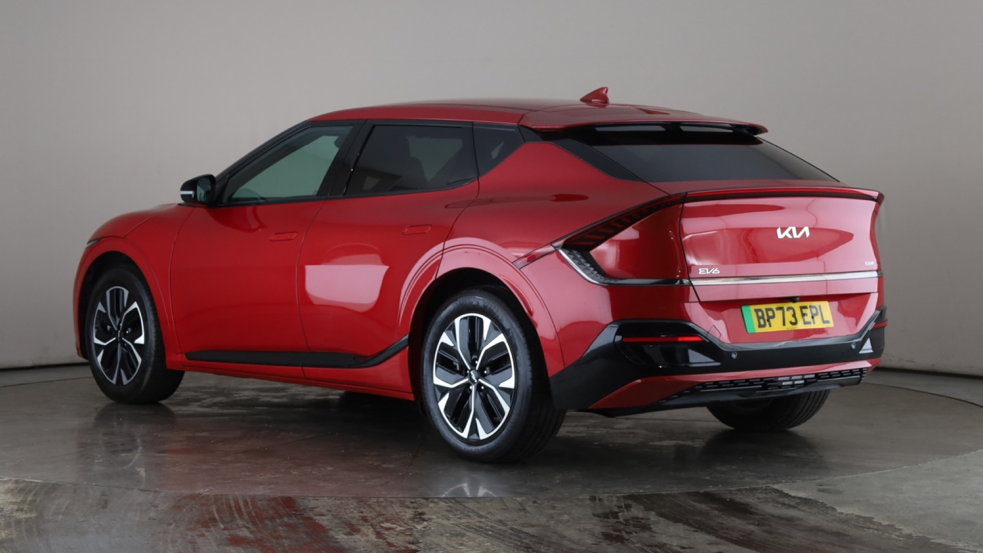 4027743 166kW GT Line 77.4kWh 5dr Auto