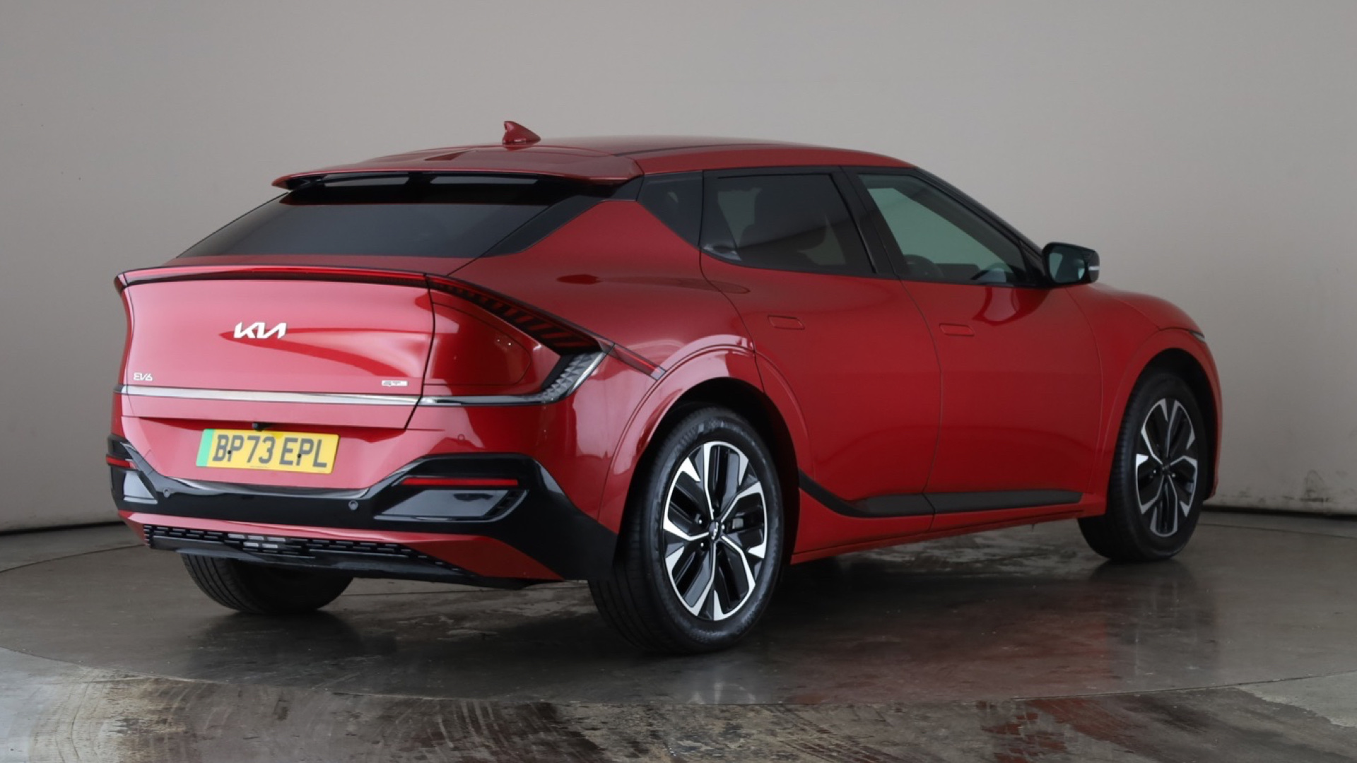 4027743 166kW GT Line 77.4kWh 5dr Auto