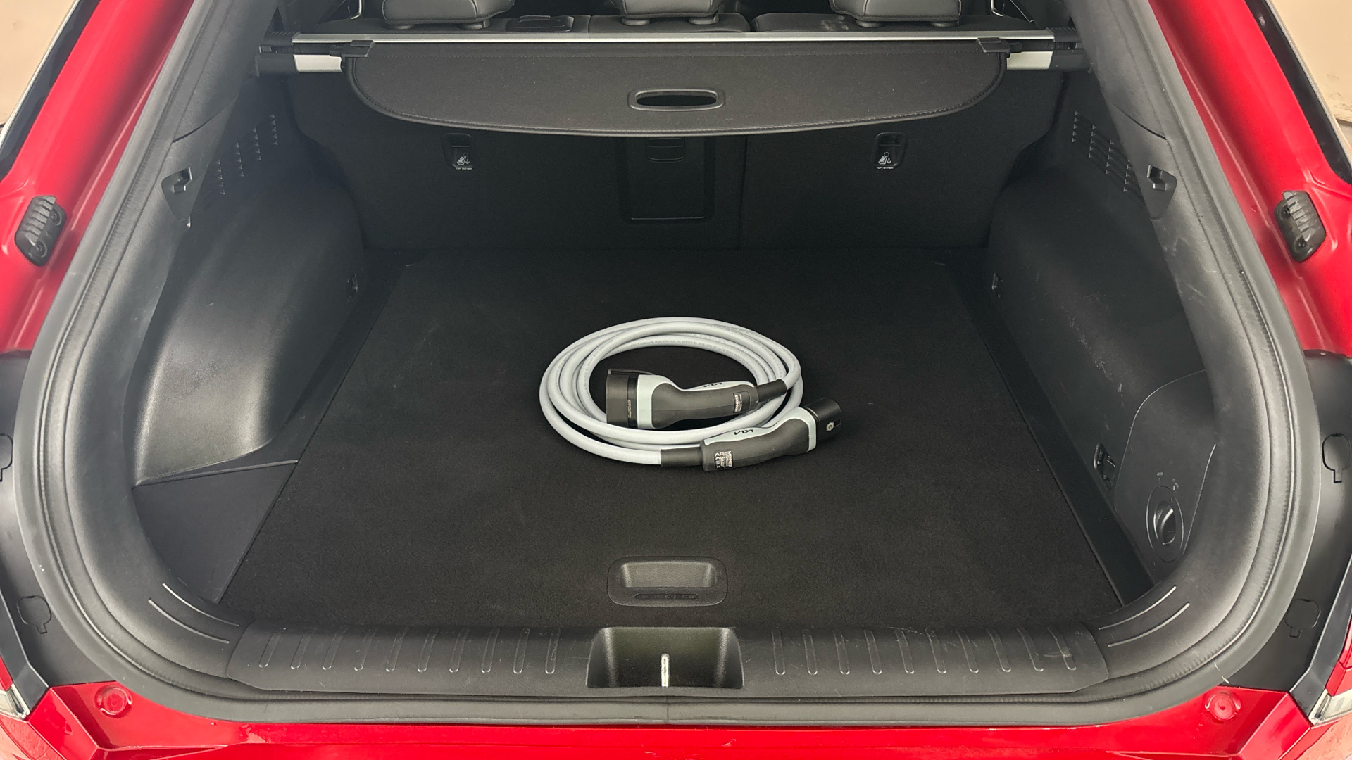 4027743 166kW GT Line 77.4kWh 5dr Auto