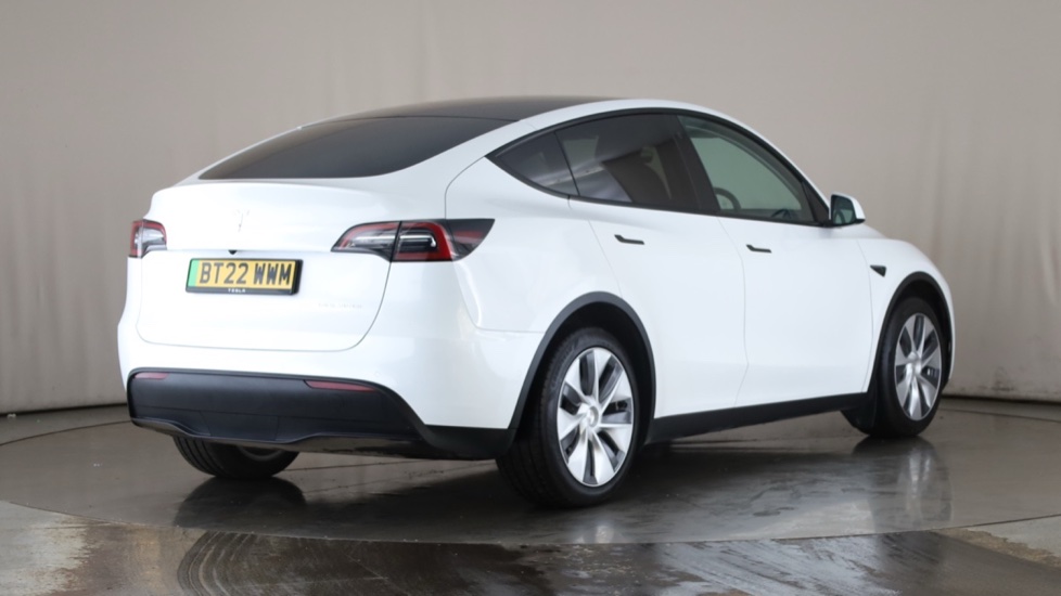 TESLA MODEL Y Image 5