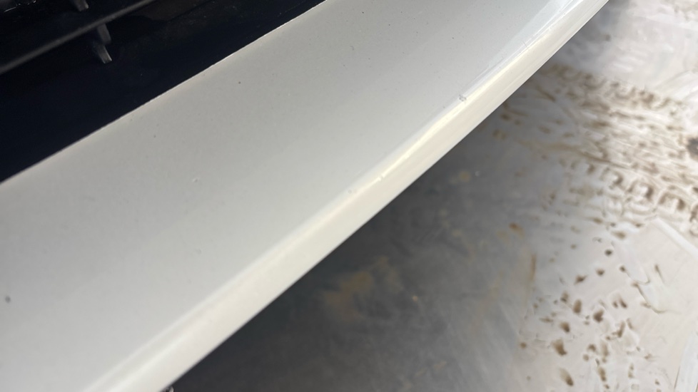 TESLA MODEL Y chips