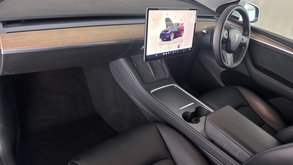 TESLA MODEL Y Image 10