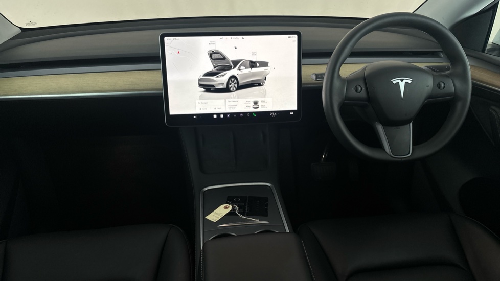 TESLA MODEL Y Image 11