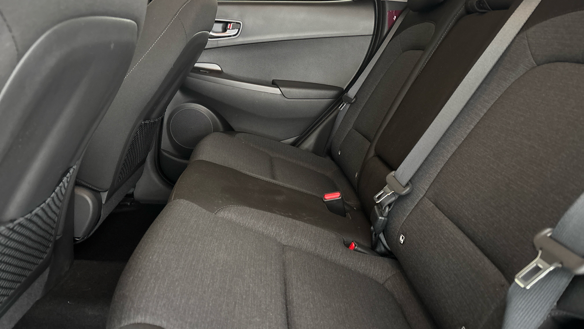 4058252 150kW Premium 64kWh 5dr Auto