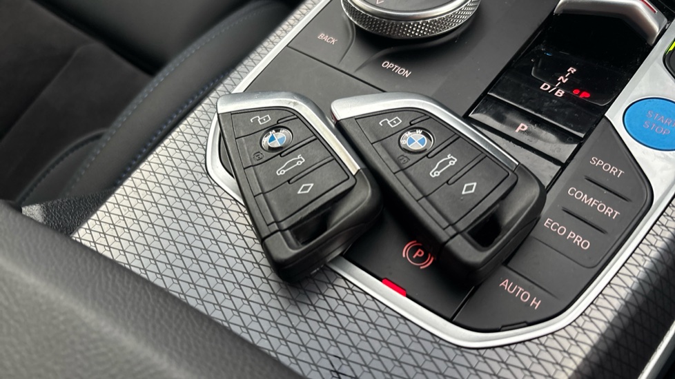 BMW I4 2 keys