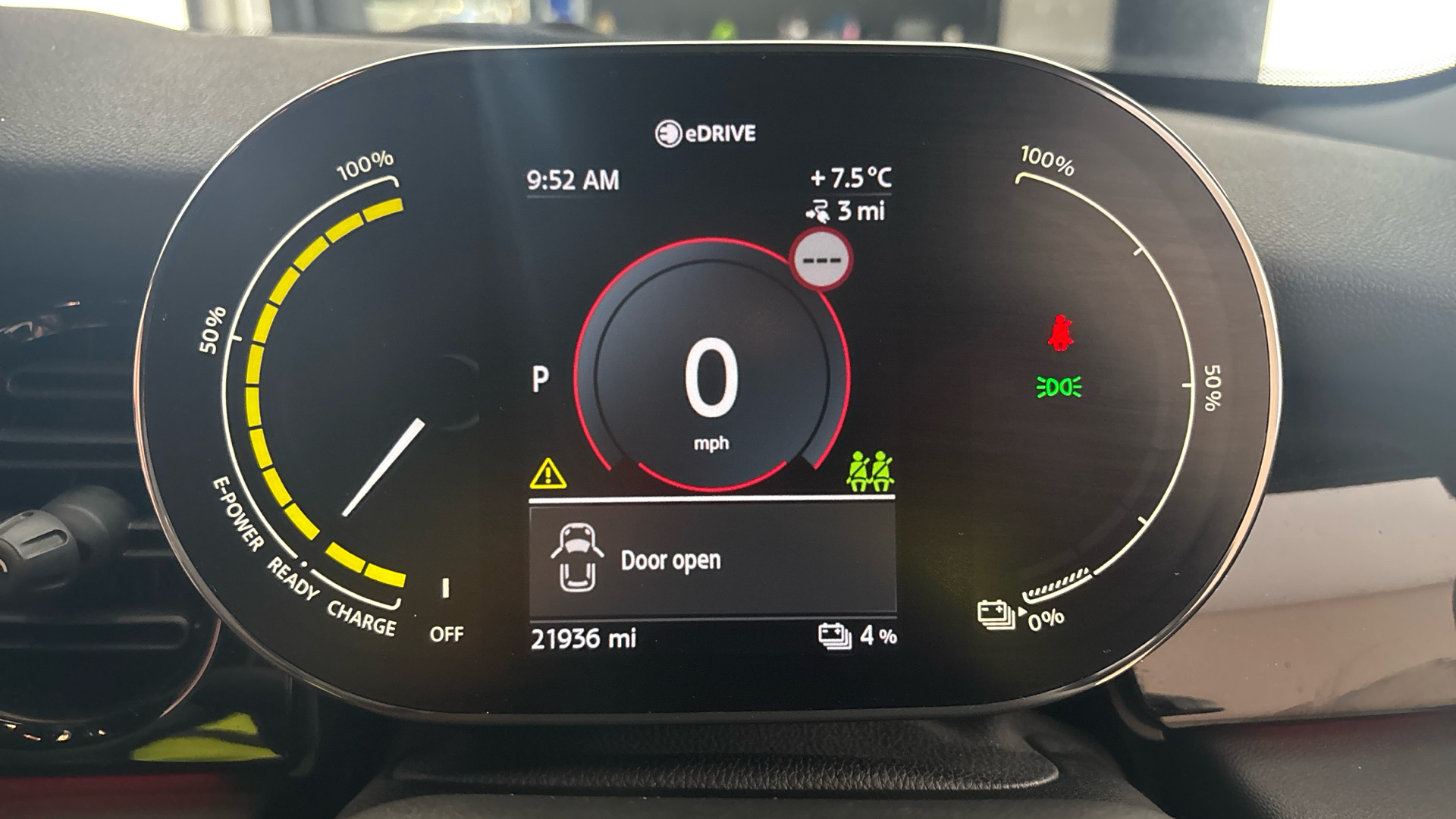 4060121 135kW Cooper S Level 2 33kWh 3dr Auto