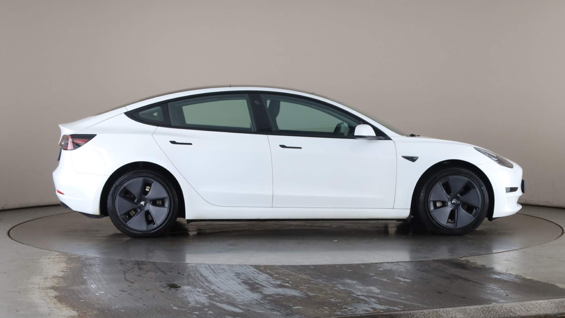 TESLA MODEL 3 MODEL 3 SALOON RWD 4dr Auto