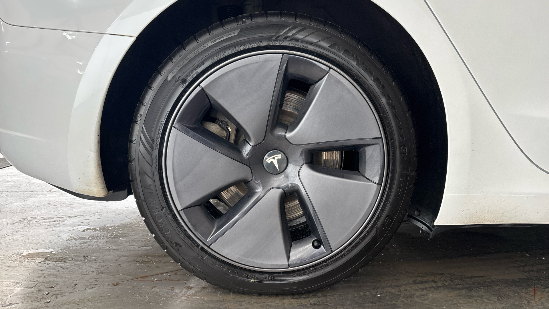TESLA MODEL 3 MODEL 3 SALOON RWD 4dr Auto