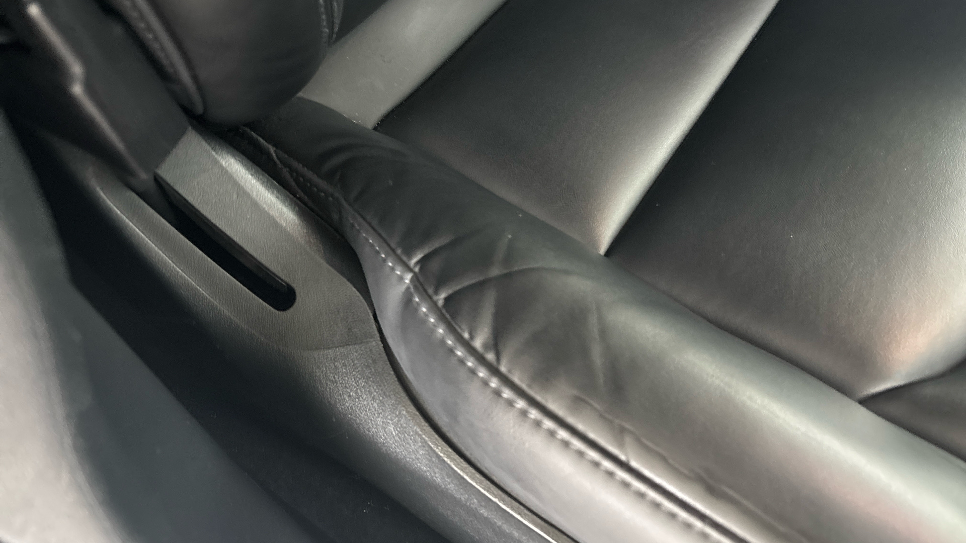 4027641 Long Range AWD 4dr Auto