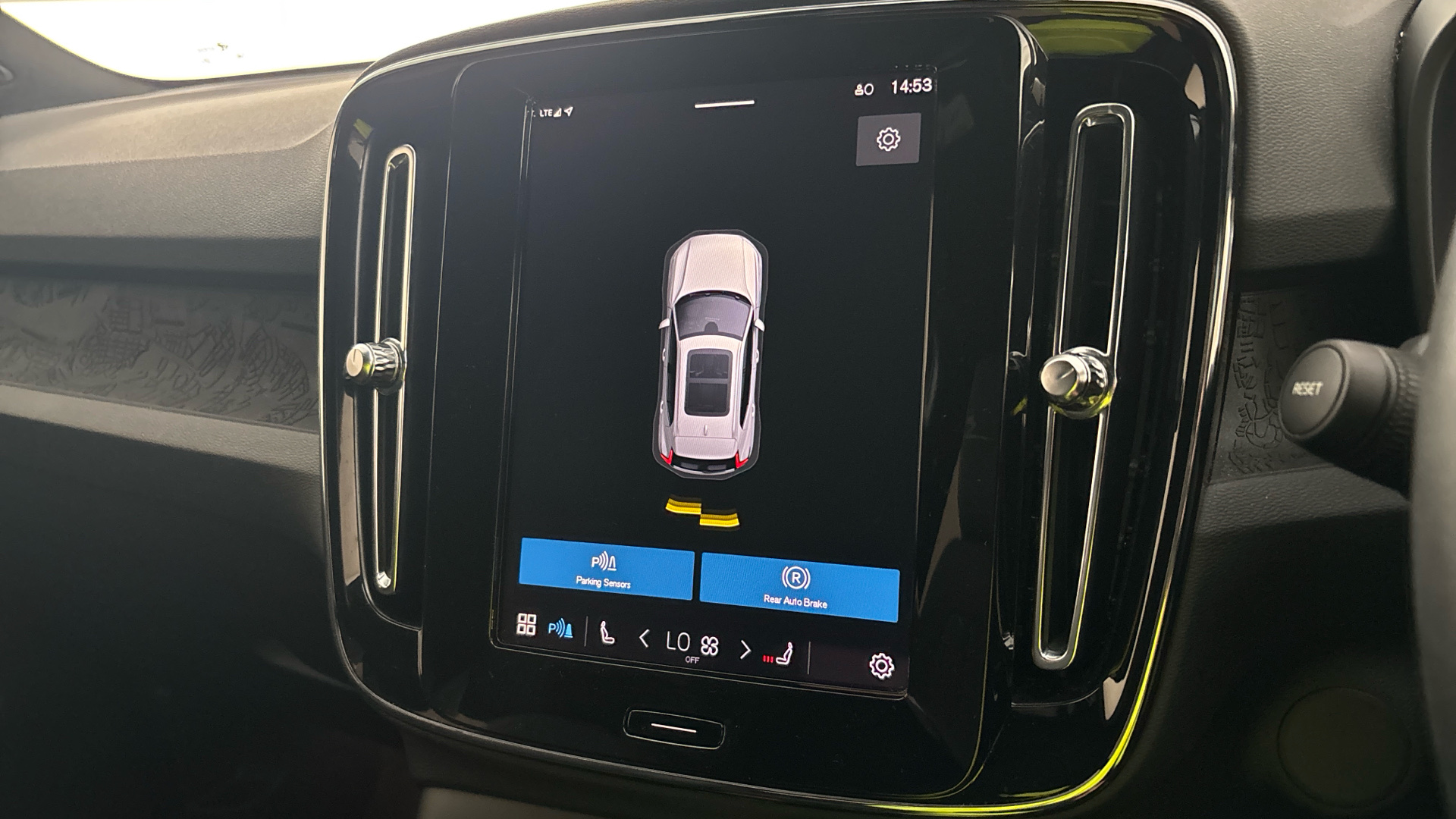 4027760 175kW Recharge Core 69kWh 5dr Auto