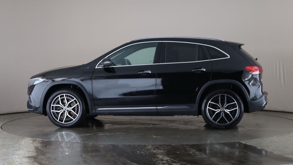 Mercedes EQA Image 2