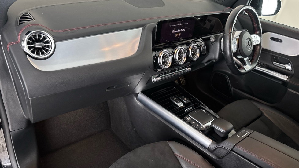 Mercedes EQA Image 10