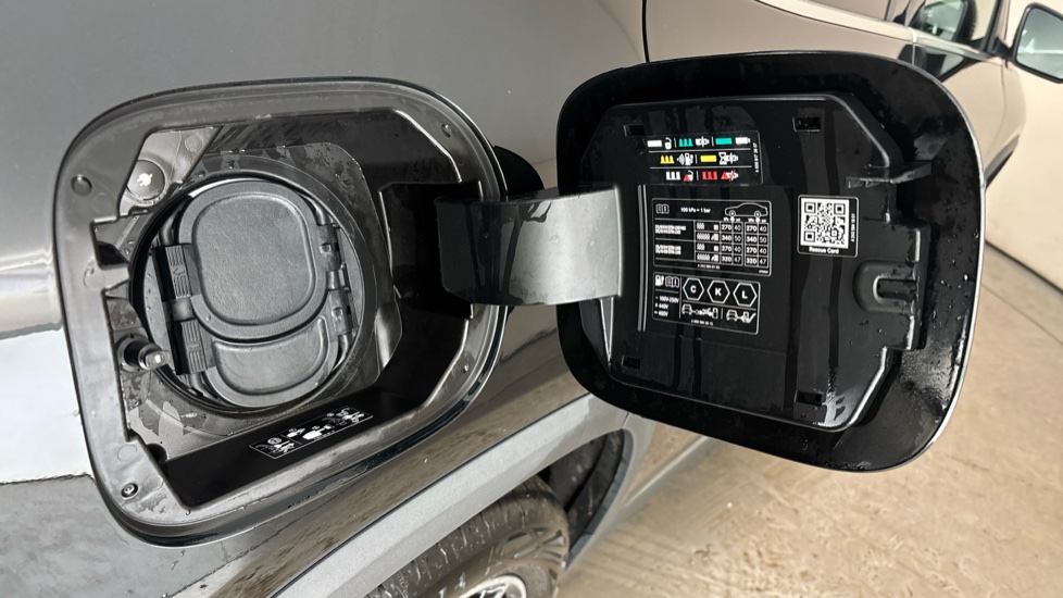 Mercedes EQA Image 21