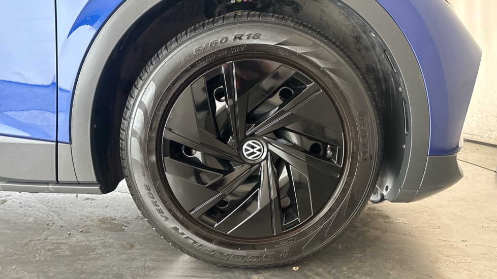 VOLKSWAGEN ID.4 Image 20