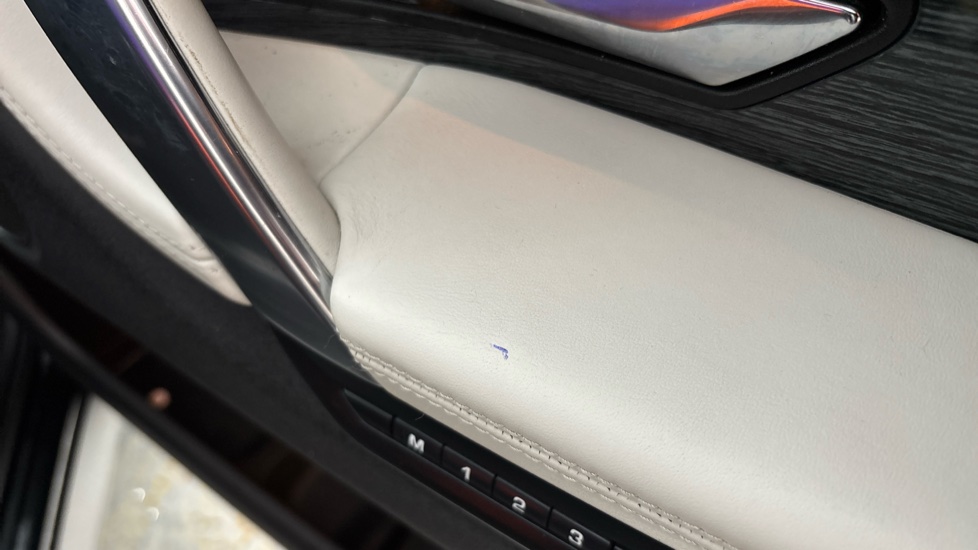 LAND ROVER DISCOVERY SPORT Marks