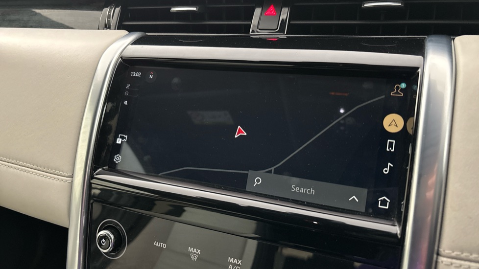 LAND ROVER DISCOVERY SPORT Image 12