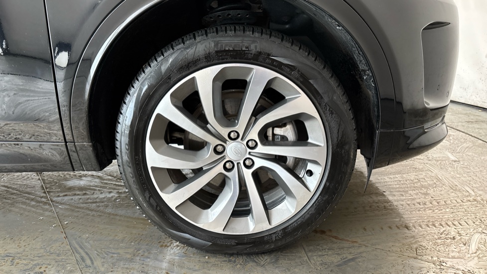 LAND ROVER DISCOVERY SPORT Image 20
