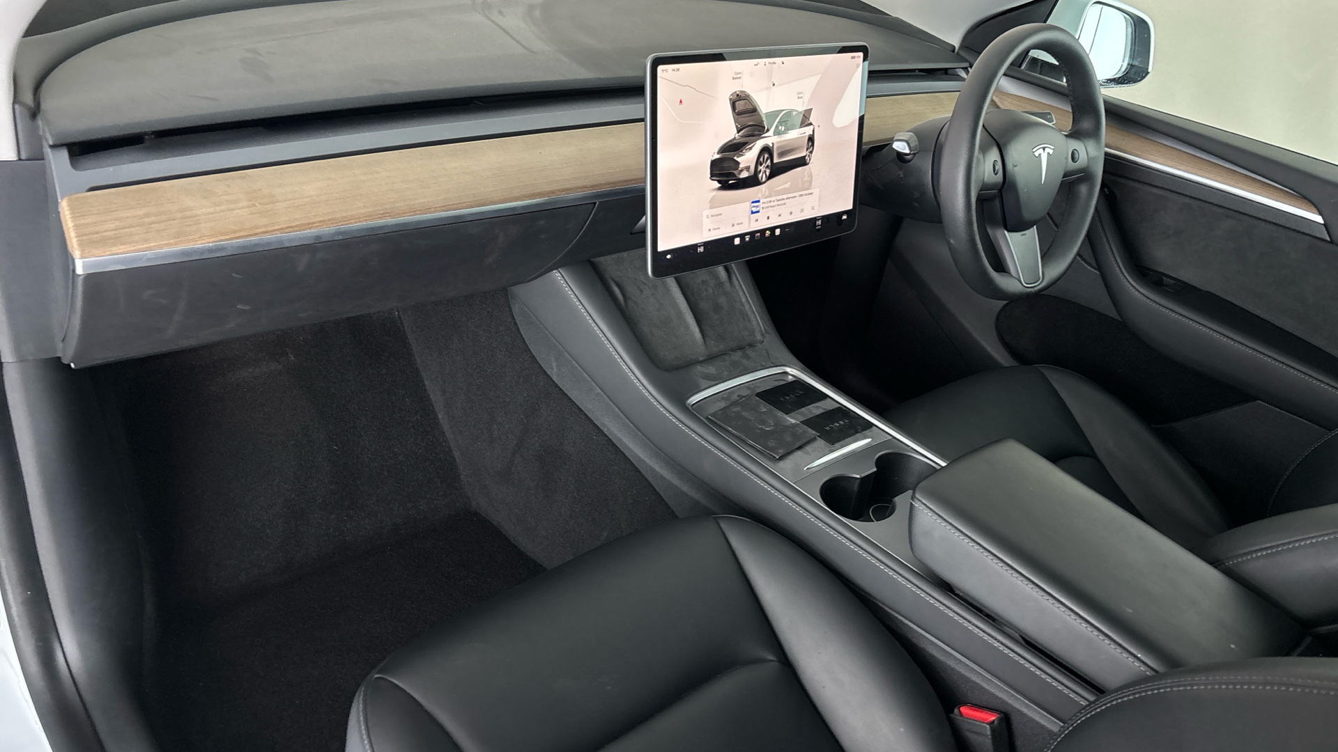 4020666 Long Range AWD 5dr Auto