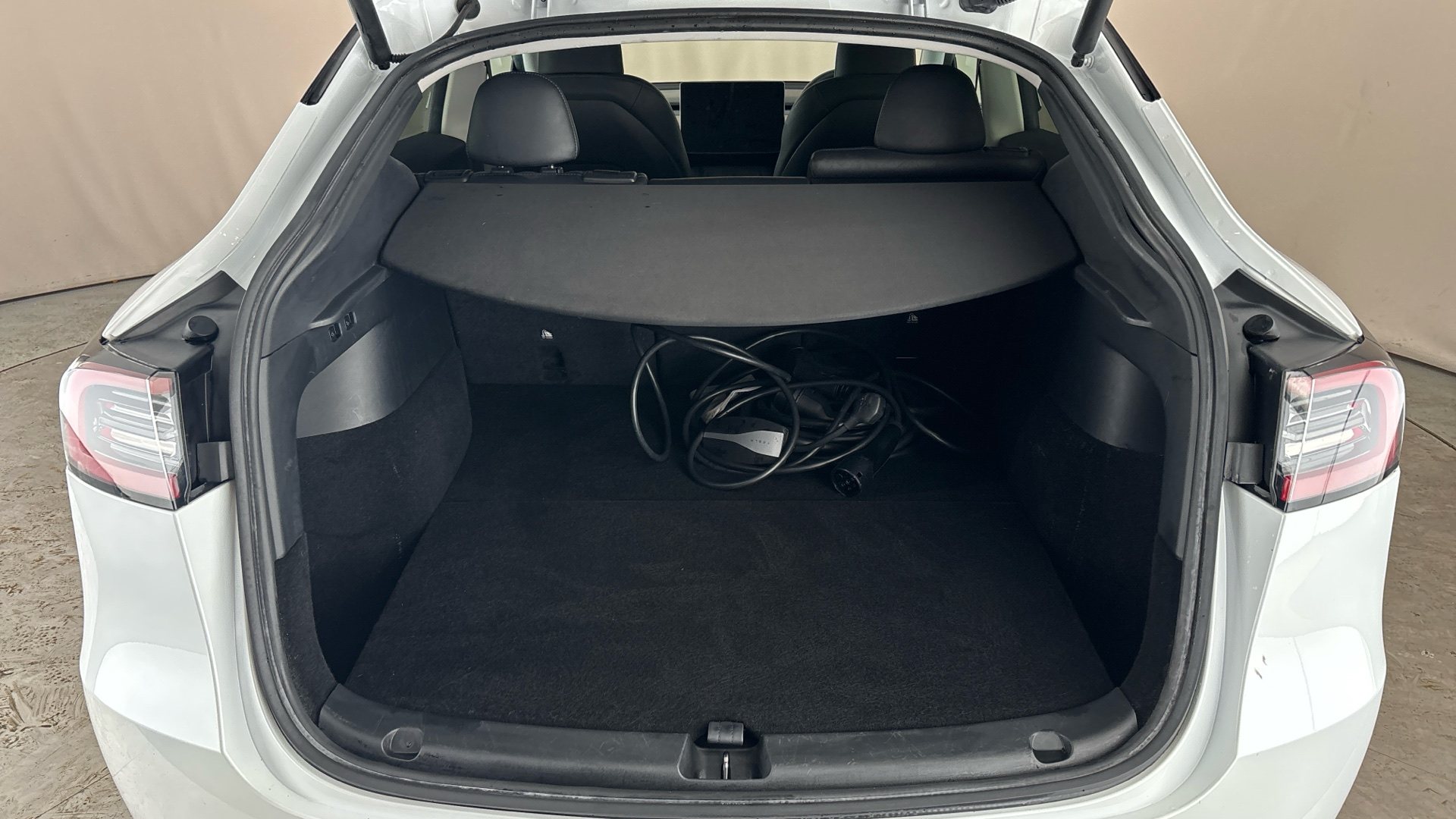 4020666 Long Range AWD 5dr Auto