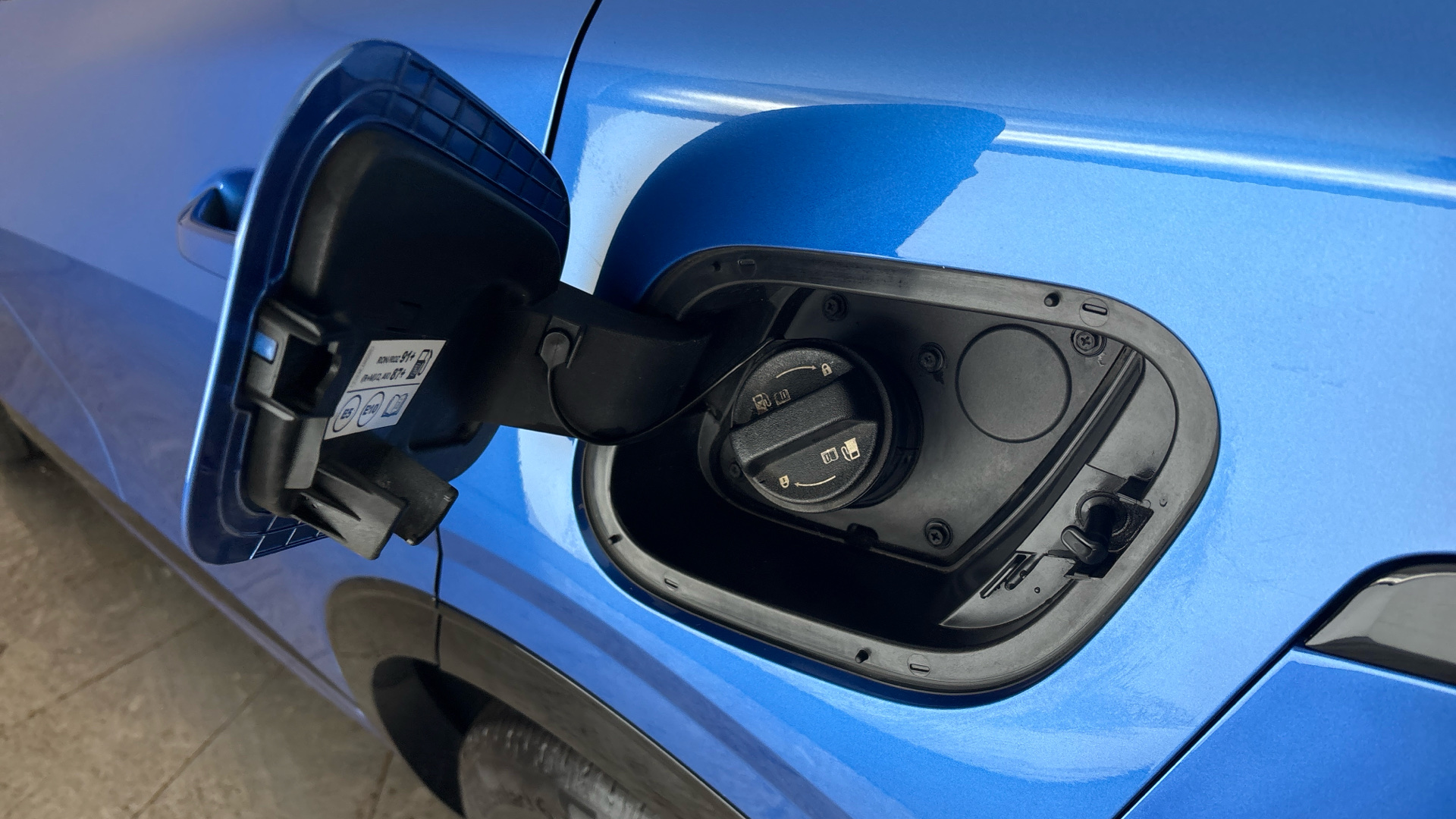 4020692 1.6T GDi HEV GT-Line 5dr Auto