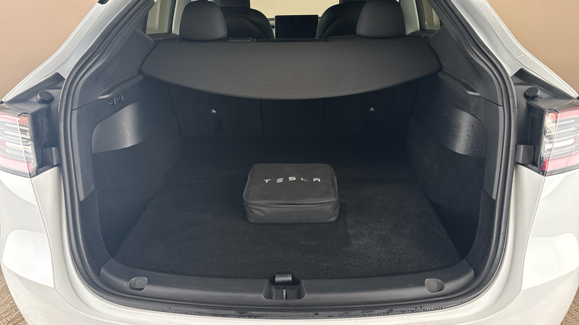 4020715 Long Range AWD 5dr Auto