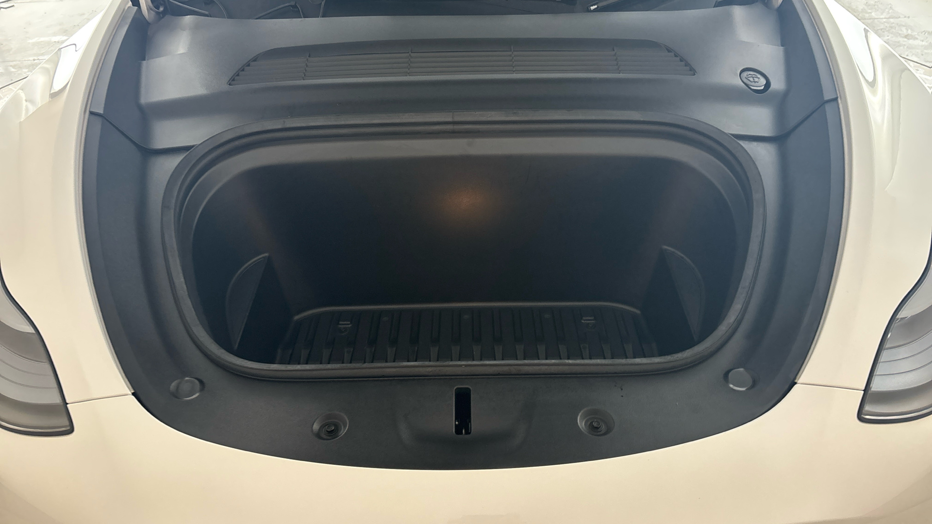 4020715 Long Range AWD 5dr Auto