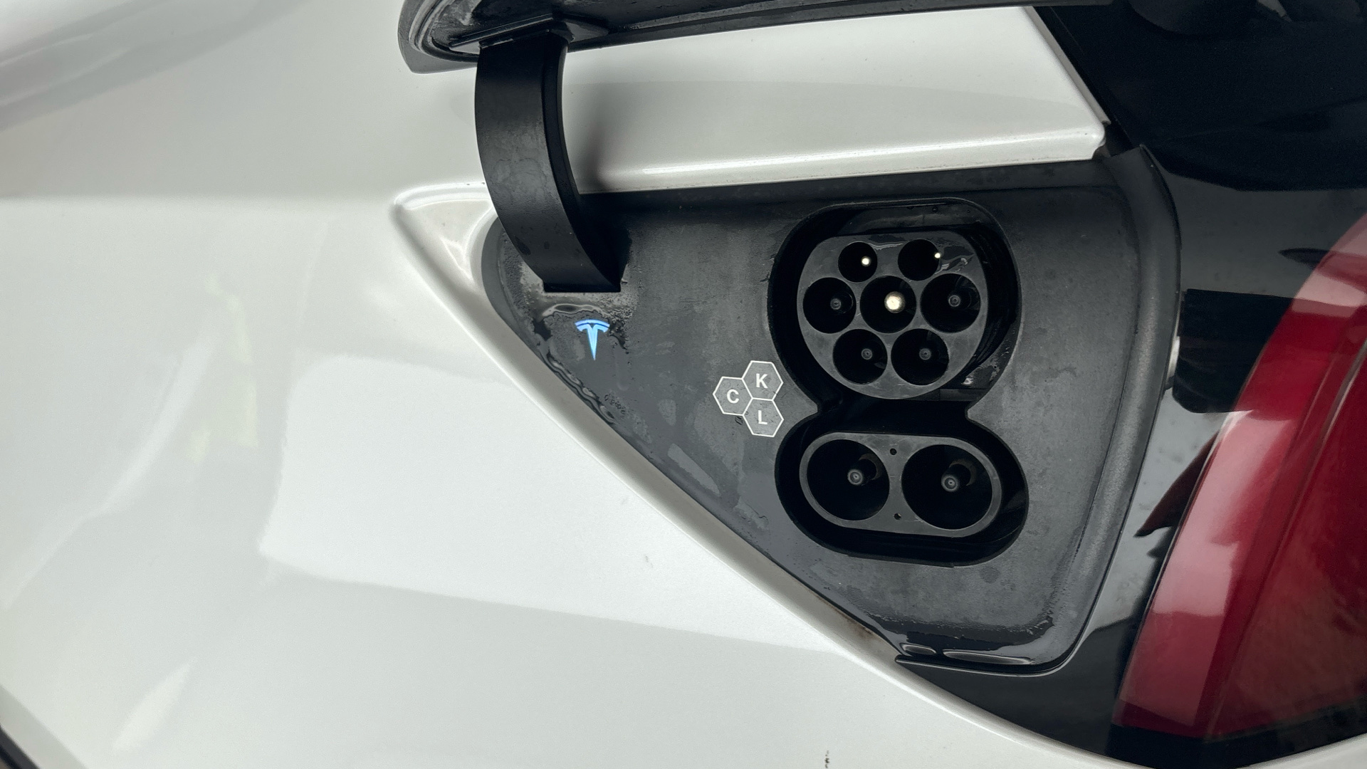 4020715 Long Range AWD 5dr Auto