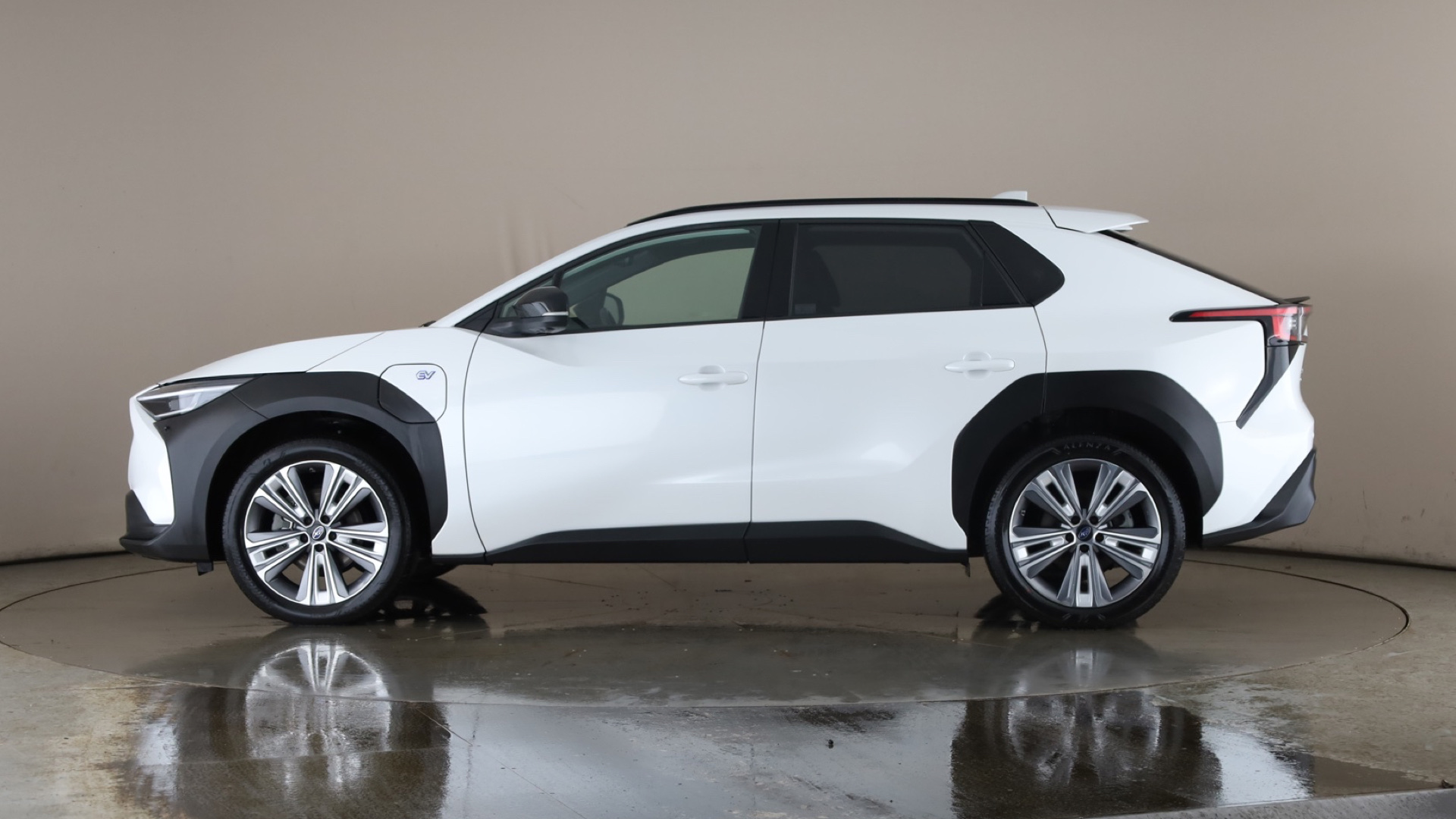 150kW Touring 71.4kWh 5dr Auto AWD [2023]