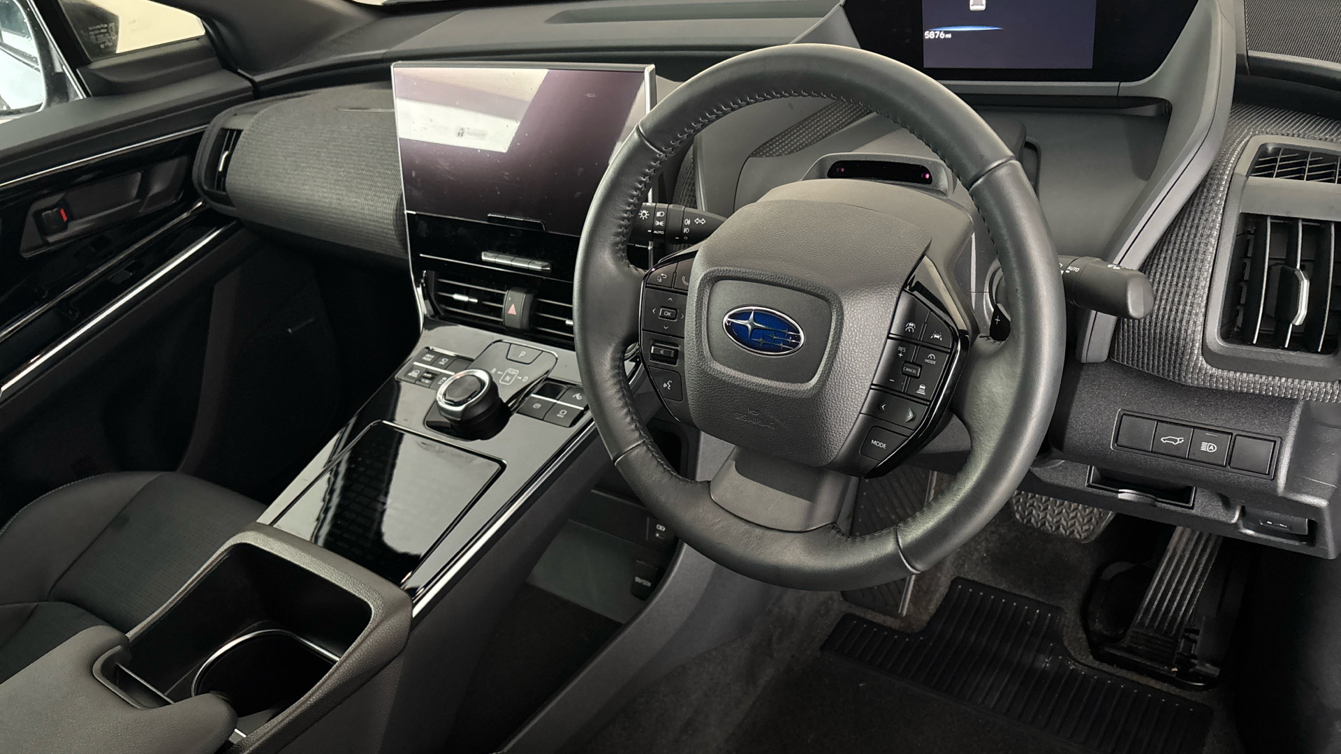 4020888 150kW Touring 71.4kWh 5dr Auto AWD