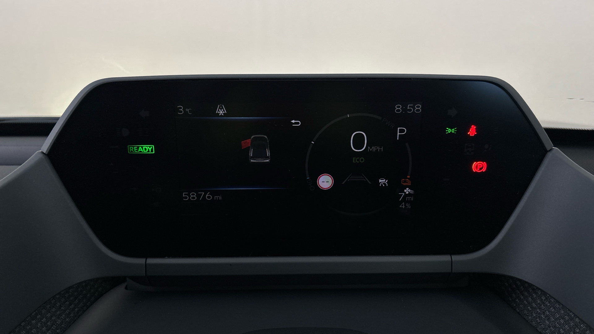 4020888 150kW Touring 71.4kWh 5dr Auto AWD