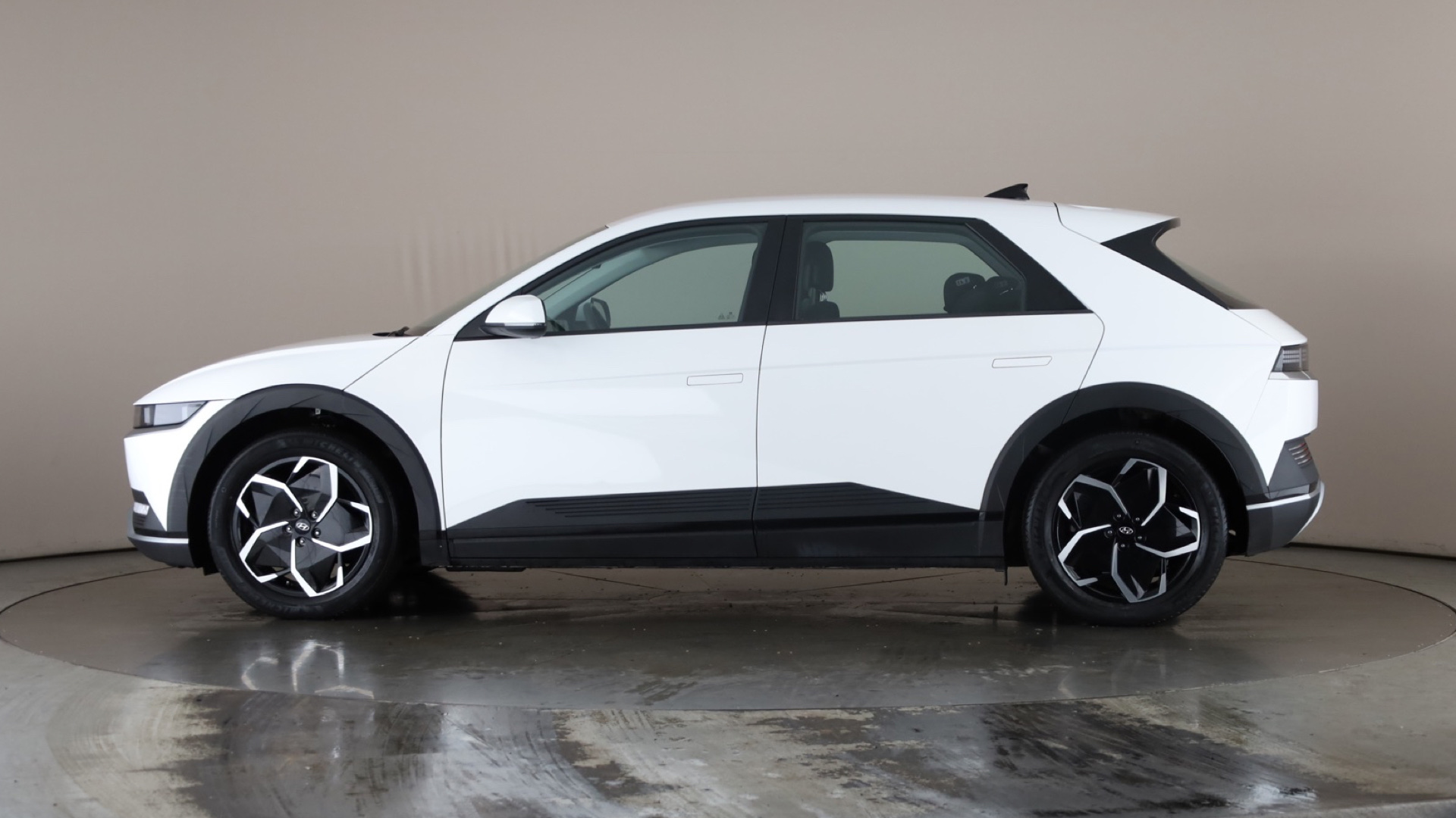 Hyundai Ioniq 5 125kW SE Connect 58 kWh 5dr Auto