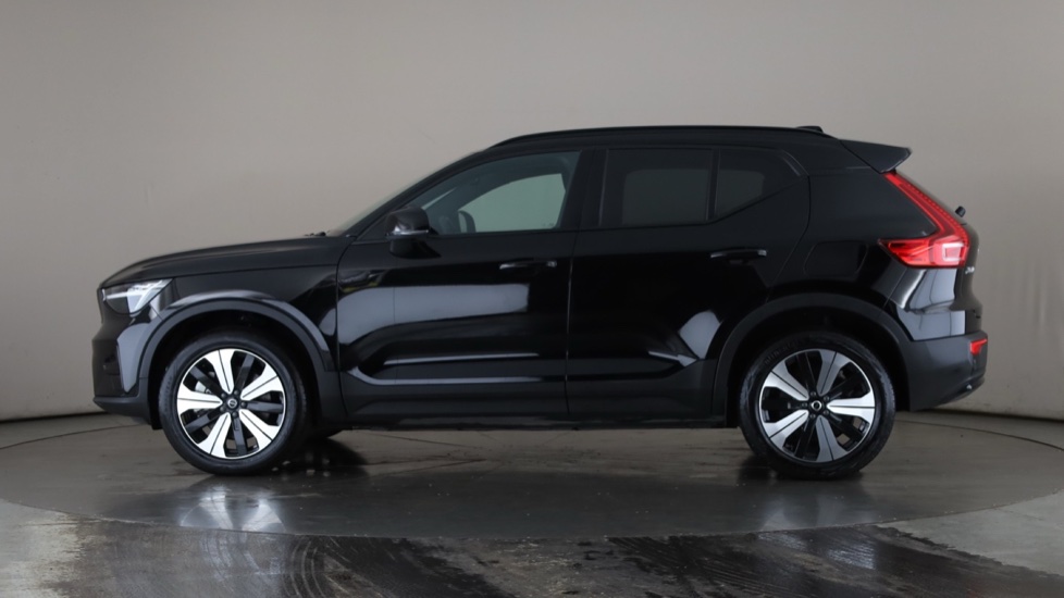 VOLVO XC40 Image 2