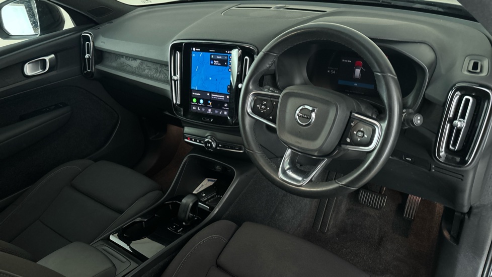 VOLVO XC40 Image 9