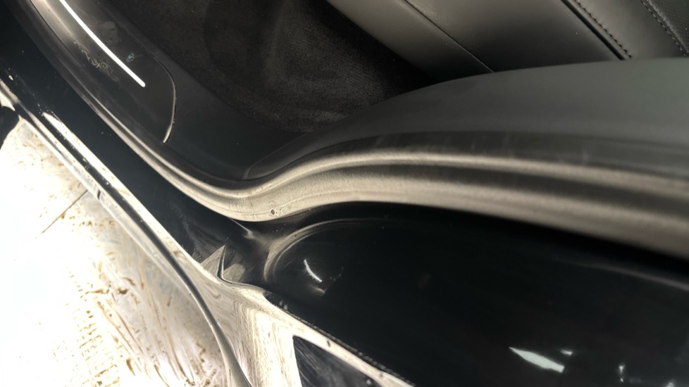 LAND ROVER RANGE ROVER SPORT scratches