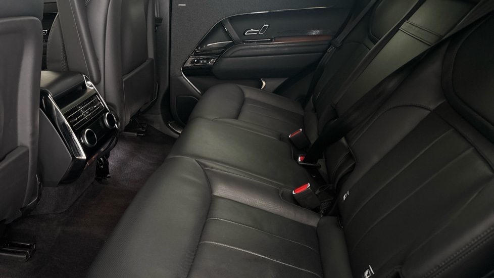 LAND ROVER RANGE ROVER SPORT Image 14