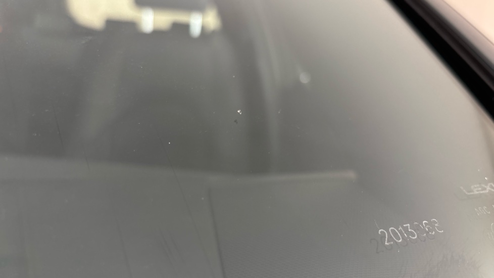 LEXUS UX Multiple chips
