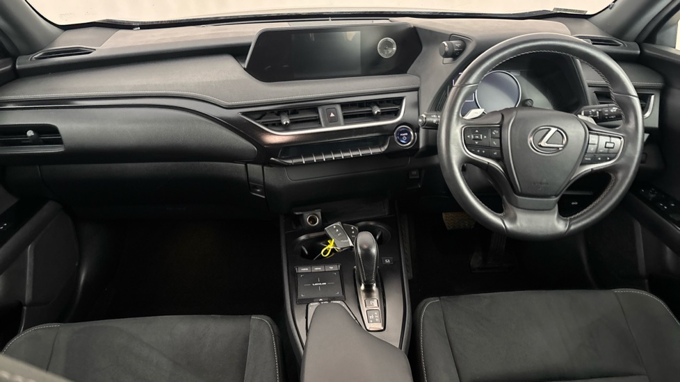 LEXUS UX Image 11